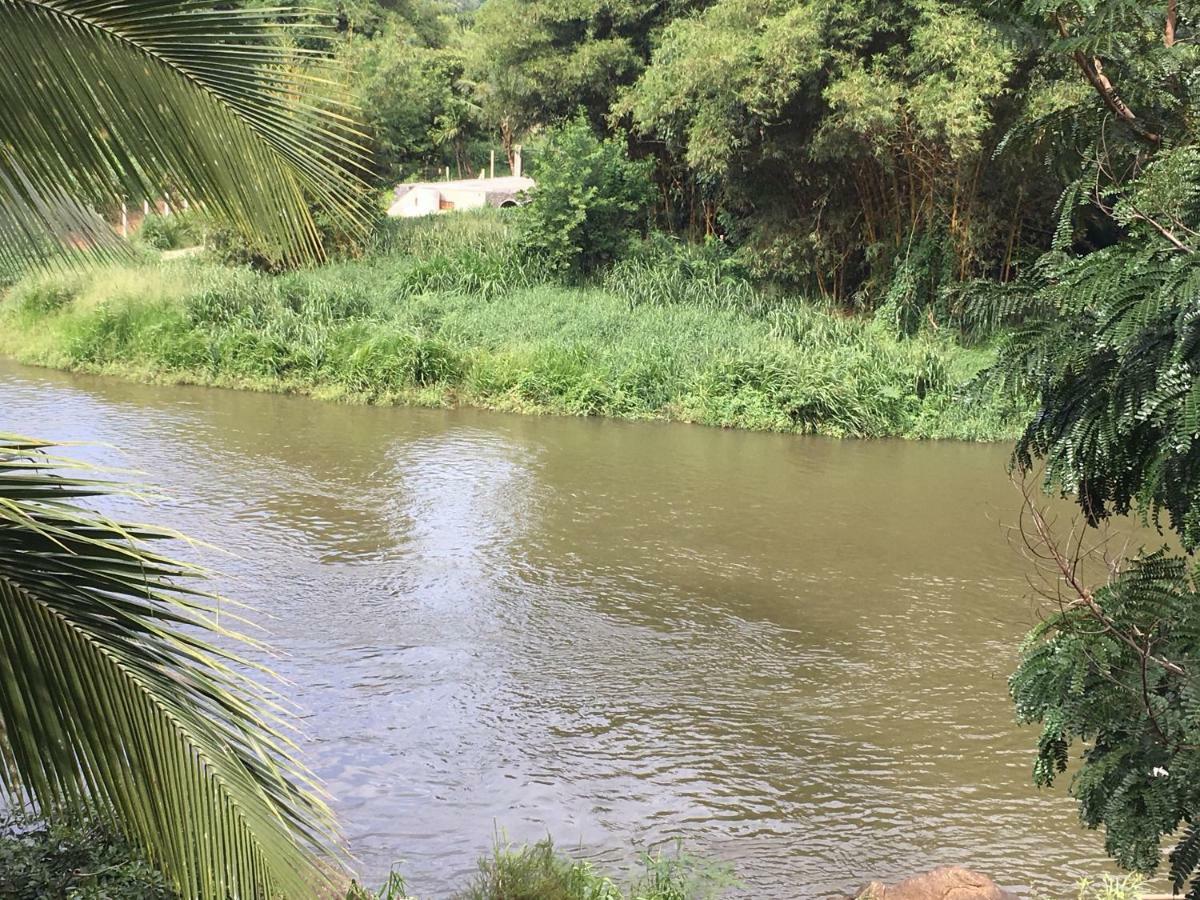 Jenushi Homestay Kandy Exteriör bild